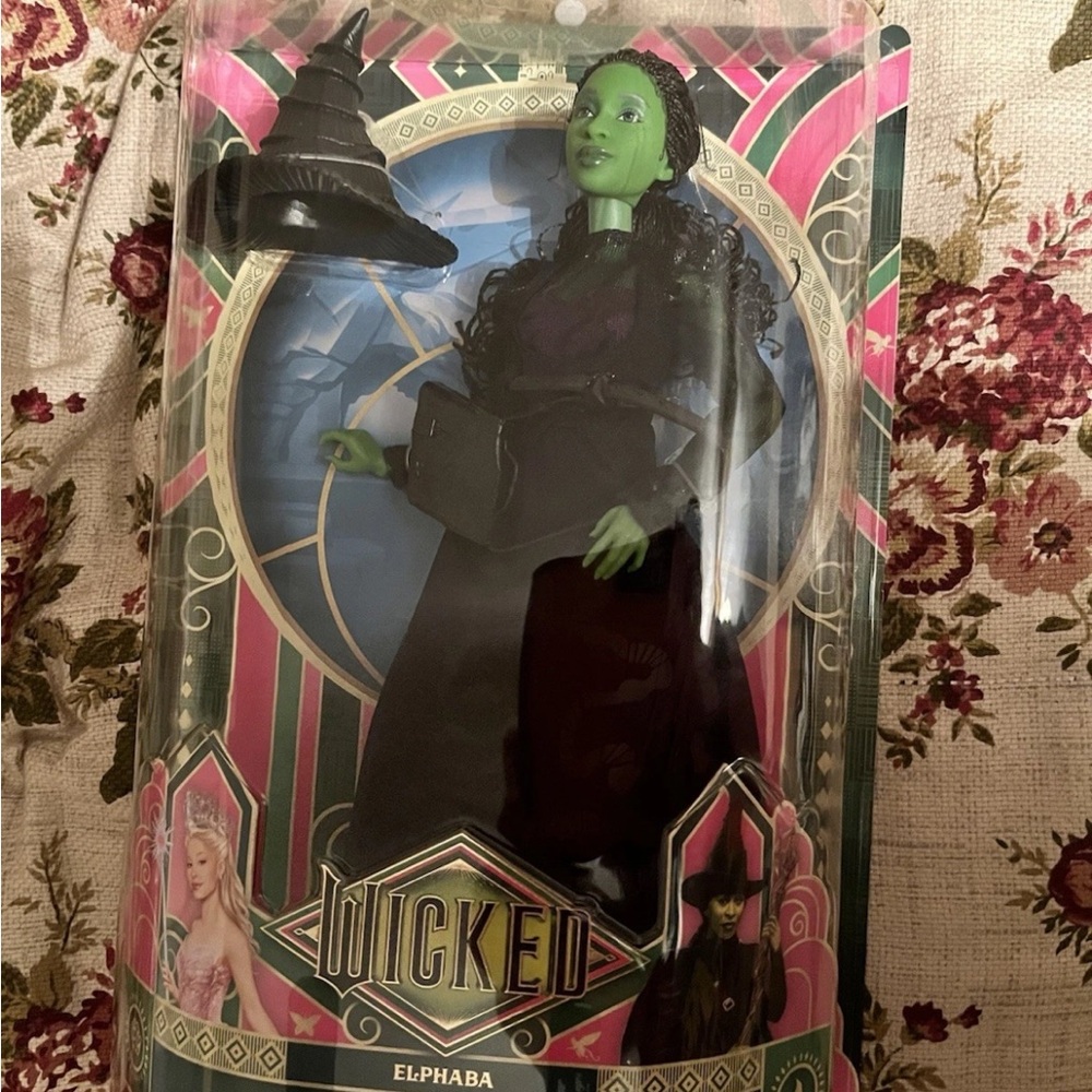 Mattel Black and Green Theater Costume